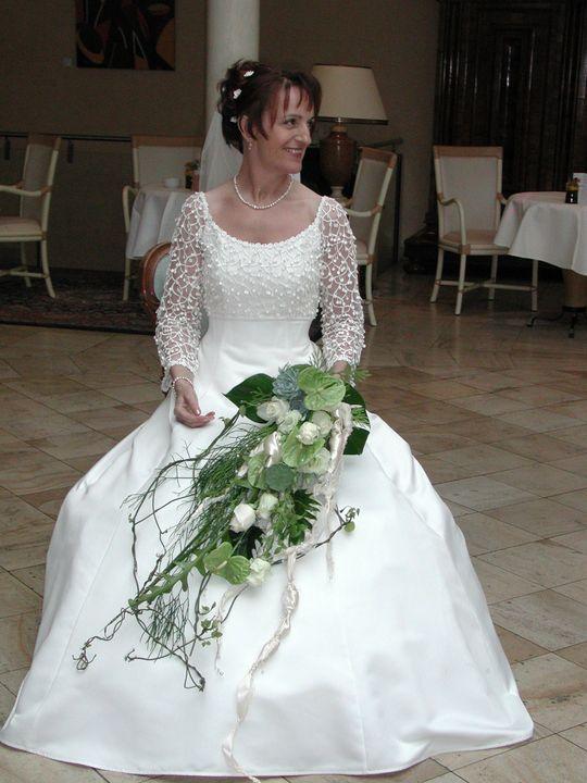 Vom "Zwang" in Weiß zu heiraten
Nein, es war nicht wirklich ein ..... - BeFree Liebesschule