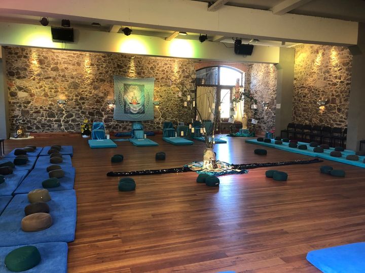 Unser Oster-Tantra-Seminar geht schon so langsam dem Ende zu. Wir..... - BeFree Liebesschule