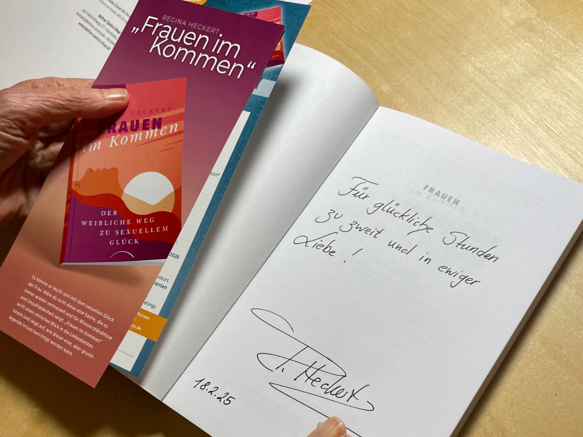 Frauen im Kommen signiert von Regina Heckert - BeFree Liebesschule