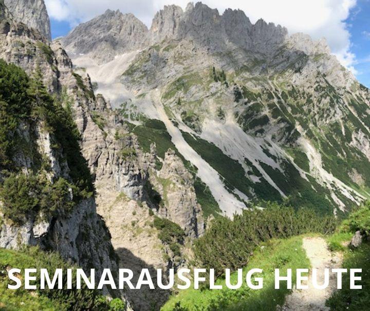 Bei den Sommerseminaren gibt es schon fast traditionell eine Wand..... - BeFree Liebesschule
